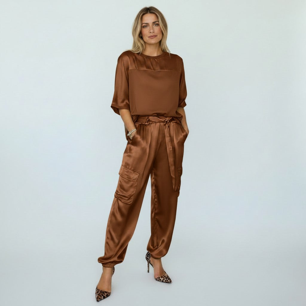 Lotte | Ladies' two-piece set with elastic waist pockets